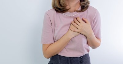 Symptome Herzinfarkt Frauen: Vorwarnsignale
